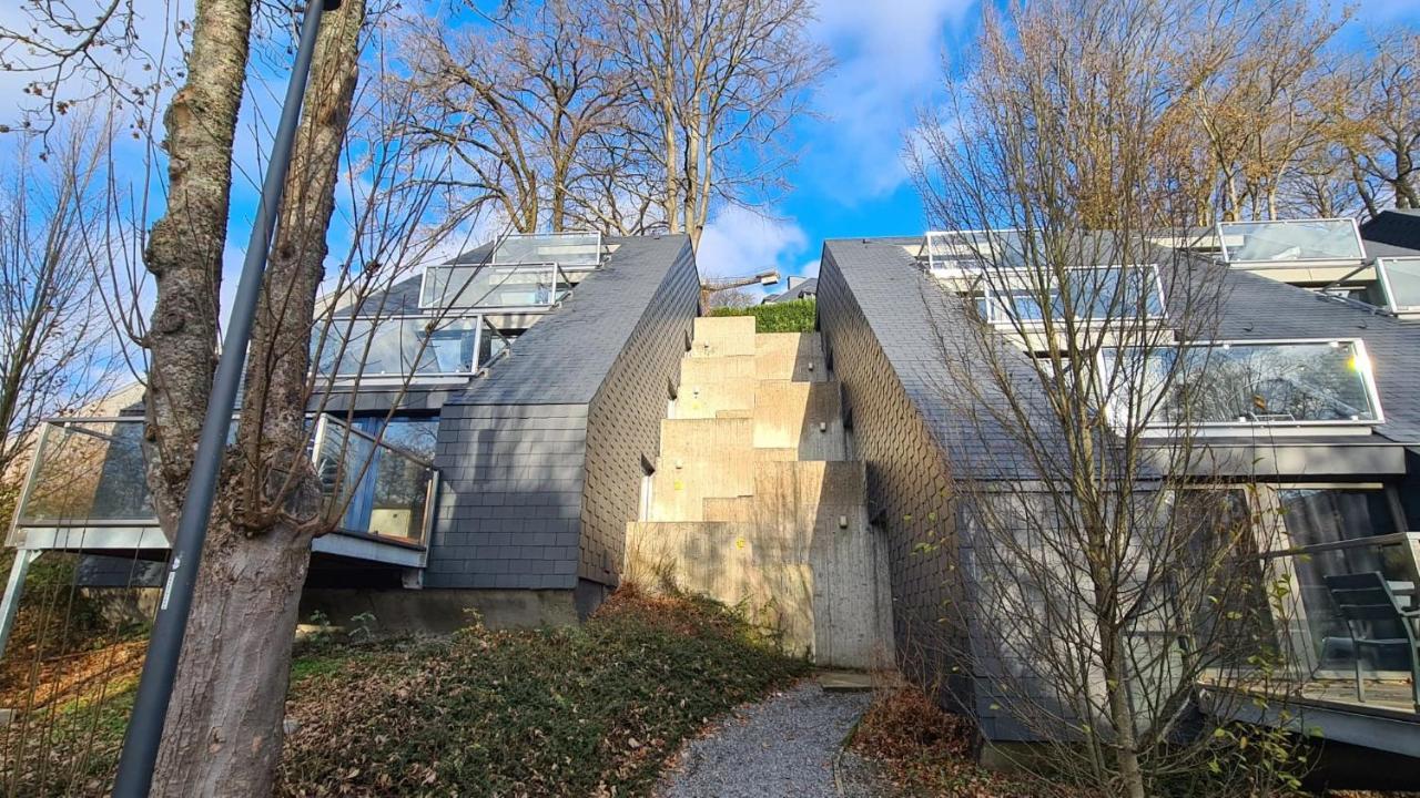 Le Salmoyard, studio au bord du lac à Vielsalm Esterno foto